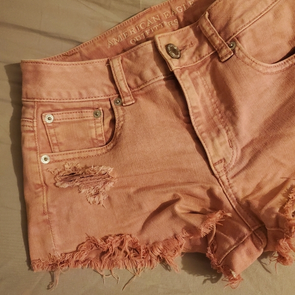 AE Mauve Shorts - Picture 2 of 4